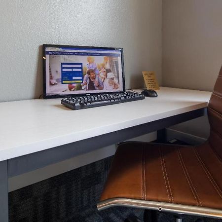 Clarion Pointe Evansville North Warrenton Экстерьер фото