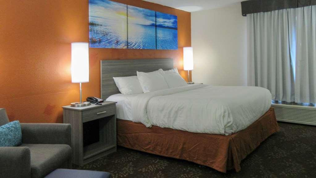 Clarion Pointe Evansville North Warrenton Номер фото