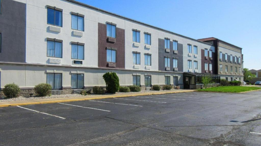 Clarion Pointe Evansville North Warrenton Экстерьер фото